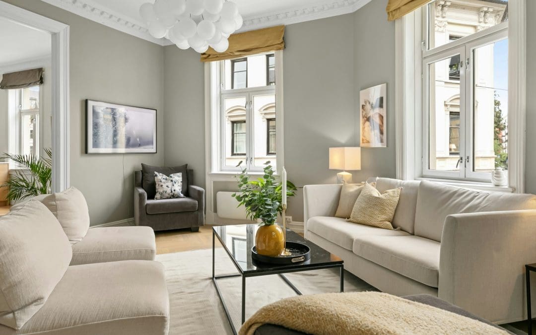 Holiday Season Home Styling That Appeals to Buyers